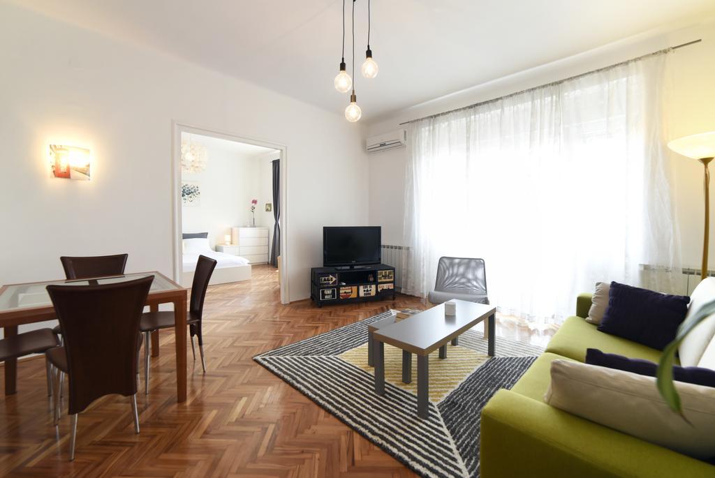 Apartment Sunny Загреб Экстерьер фото