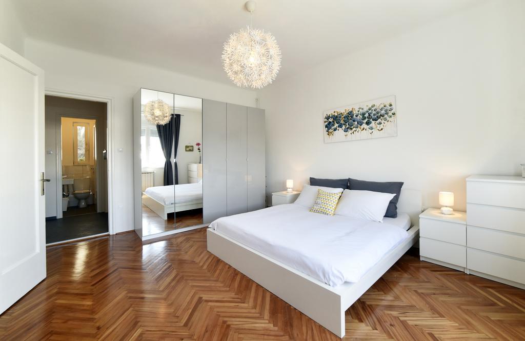 Apartment Sunny Загреб Экстерьер фото
