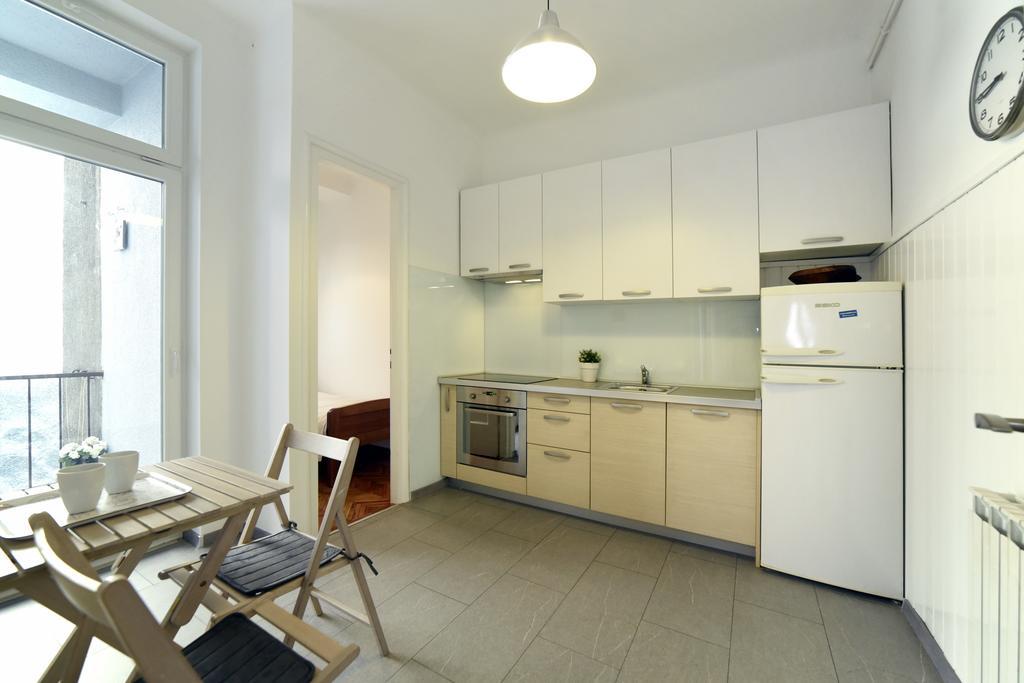 Apartment Sunny Загреб Экстерьер фото